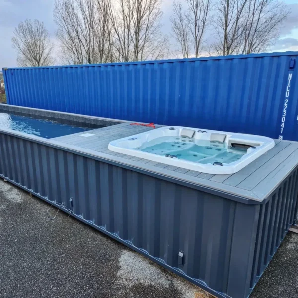 Piscina contenedor 12 m- Completamente equipada
